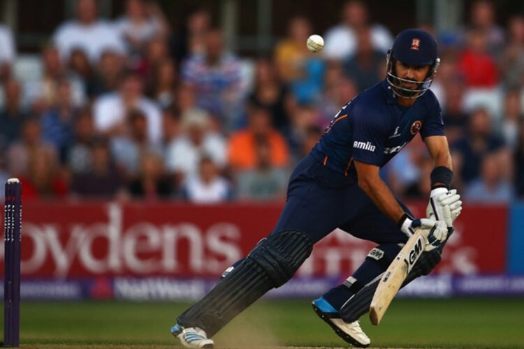 Ryan Neil ten Deoschate, frican cricketer who has represented the Netherlands at both One Day International and Twenty 20 International level.